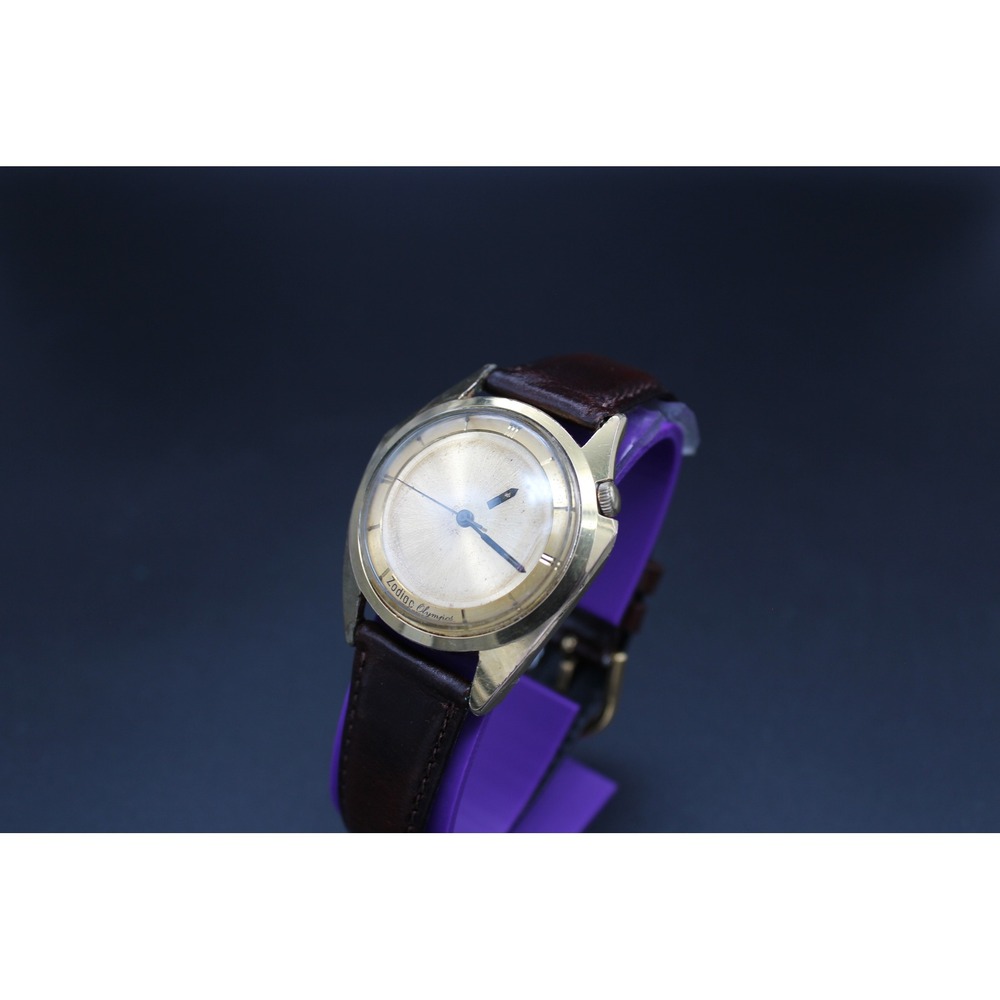 Vintage Zodiac Olympos Automatic Swiss Watch Original Dial Robert Lugs Design